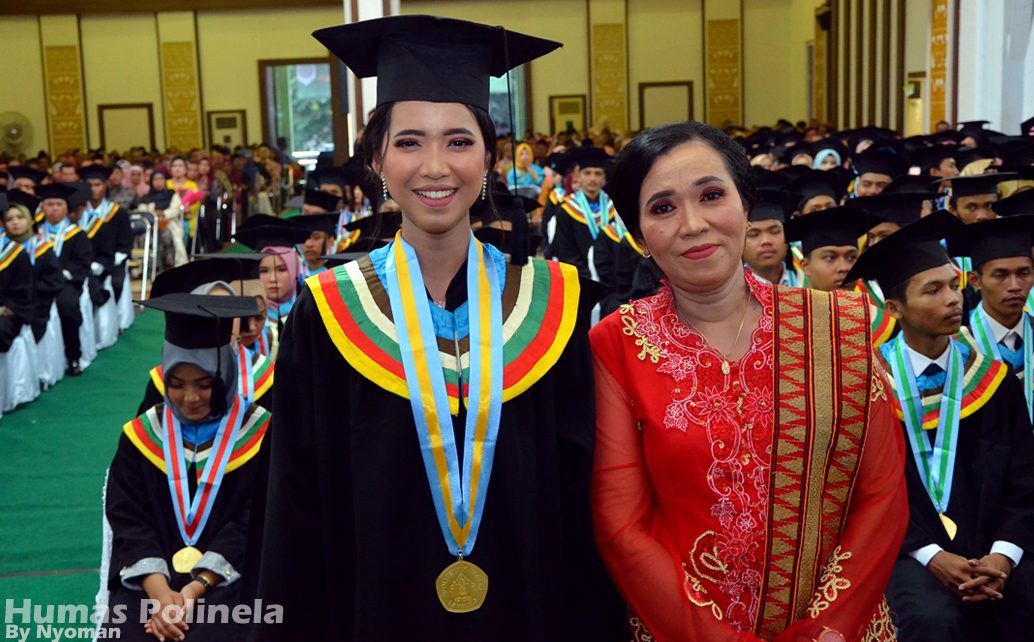 Wisudawan Terbaik Periode 1