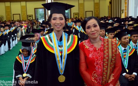 Wisudawan Terbaik Periode 1