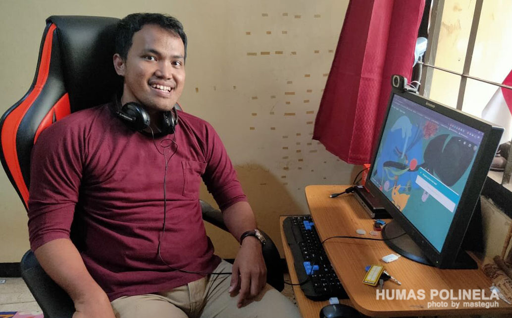 Dr Septafiansyah membuat panduan platform google meet