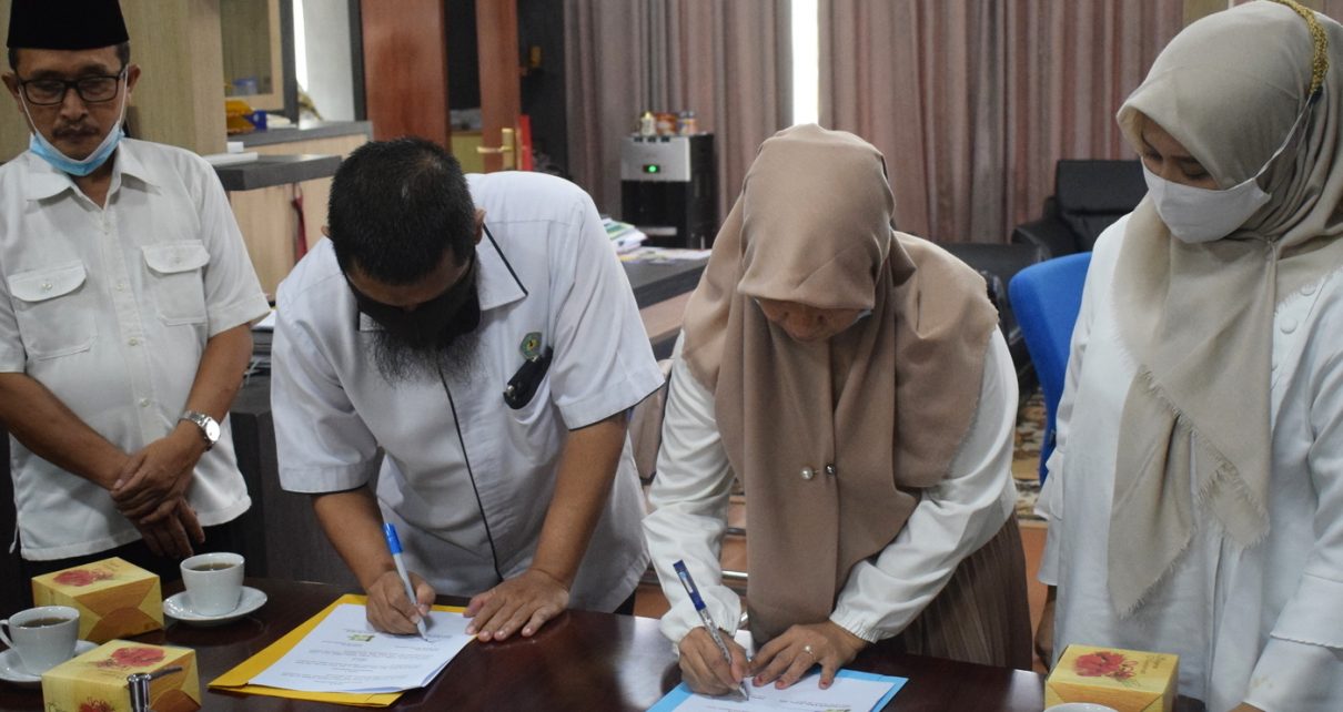 Penandatanganan Perjanjian Kerjasama Polinela dengan STIE Prasetiya Mandiri Group