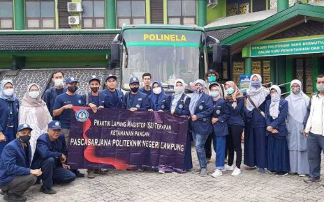 MAHASISWA PASCA SARJANA POLINELA GELAR KUNJUNGAN INDUSTRI