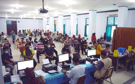 Vaksinasi Covid 19 Tahap I bagi Tenaga Pendidik dan Kependidikan Polinela