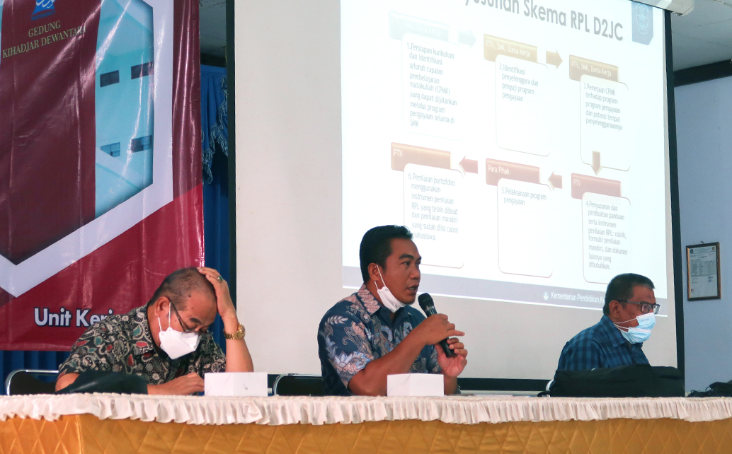 Polinela - Diskusi Program D2 Fast Track - MKKS Way Kanan dan Lampung Barat 2