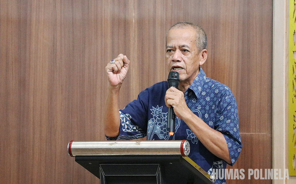 Sambutan Pembina UkM Olahraga Polinela