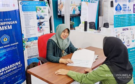 konsultasi digital marketing dan sertfikasi halal gratis Polinela pada pekan raya lampung 2023