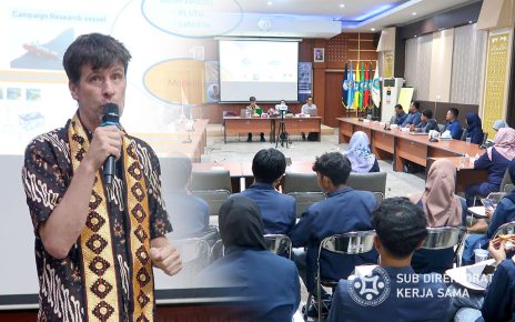 Pemateri Hari Pertama Yannis Cuypers, Ph.D dari Laboratoire d’Oceanographie et du Climat (L’OCEAN)