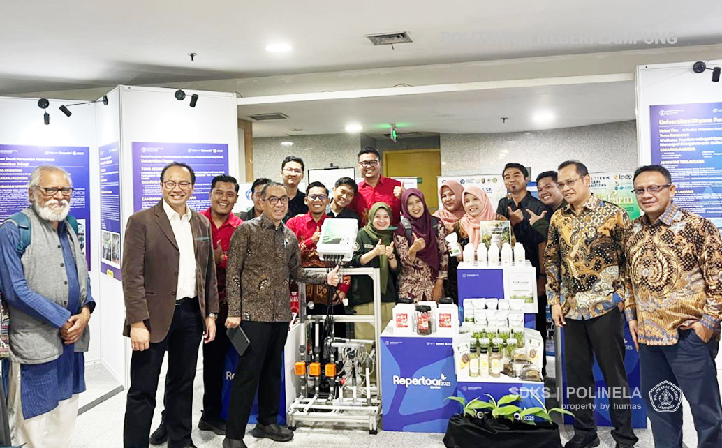 menteri diktisaintek memberikan apresiasi kepada periset berdikari polinela